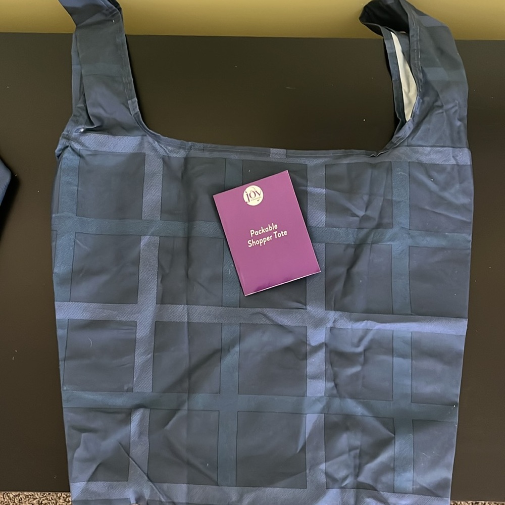 NWT Leather Joy Mangano RFIDBlocking Tote Bucket Shopper CarryOn - Picture 9 of 16